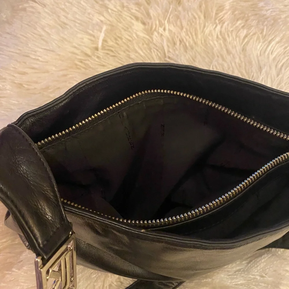 Rugby Ralph Lauren Black Leather Shoulder Bag with Curved Strap - Picture 8 of 9